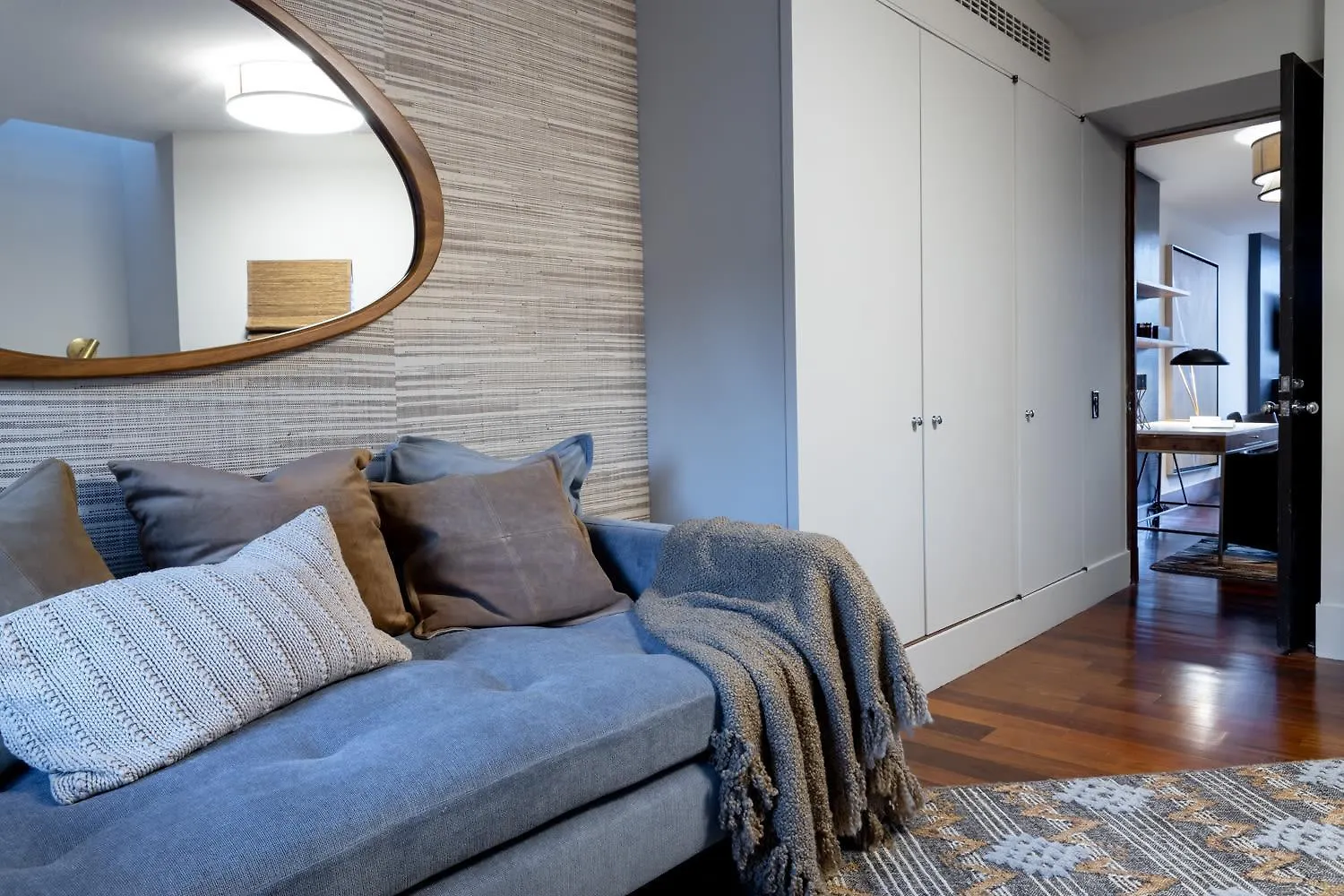 E10-3 3Br Designer Townhouse Apartment New York