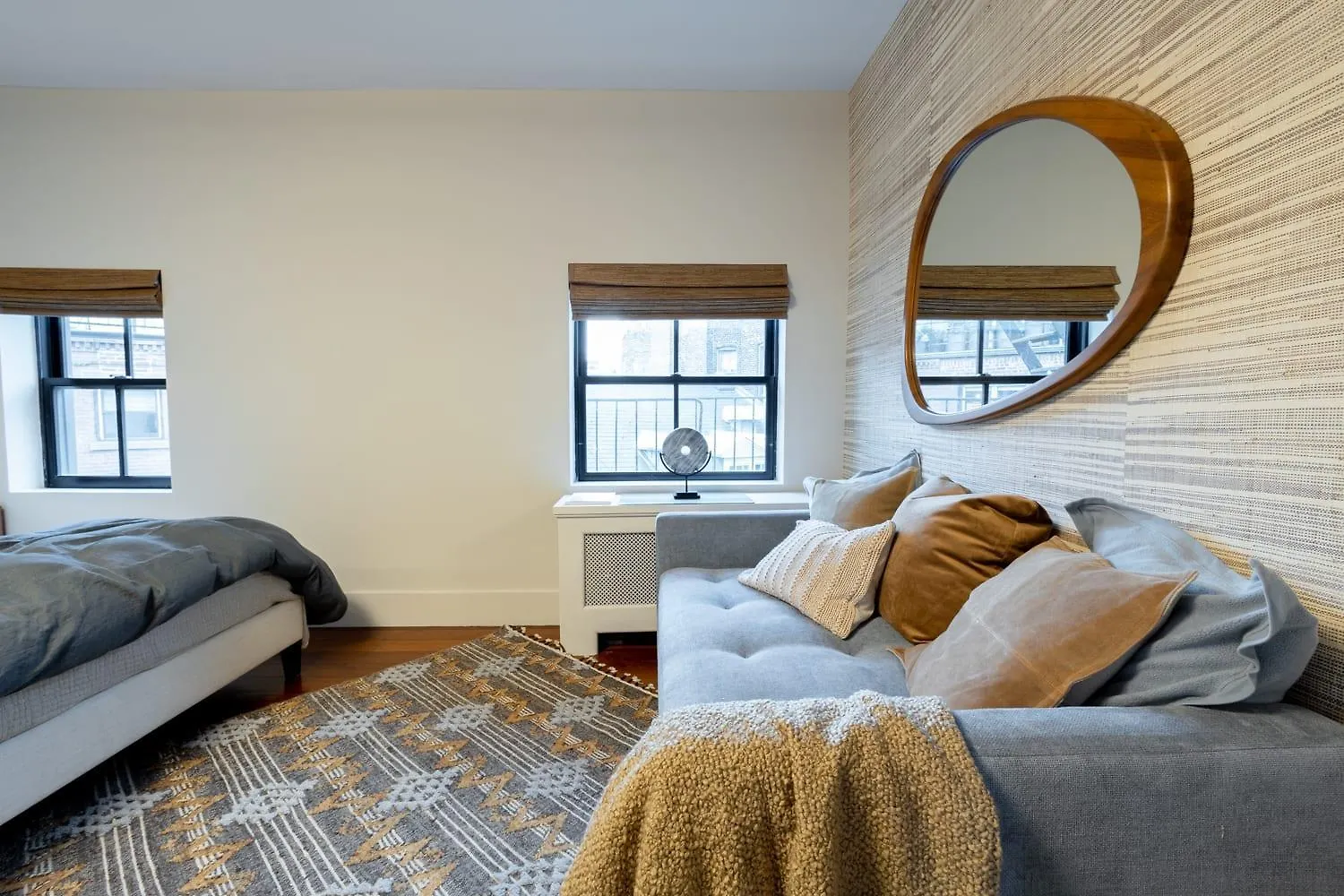 E10-3 3Br Designer Townhouse Apartment New York