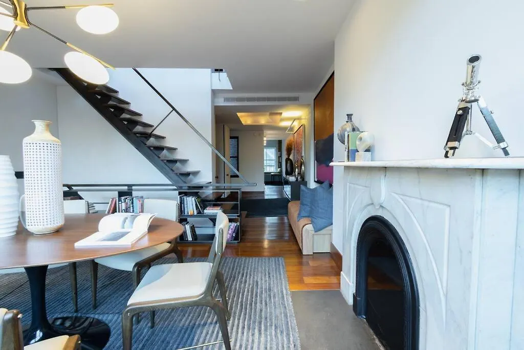 E10-3 3Br Designer Townhouse Apartment New York